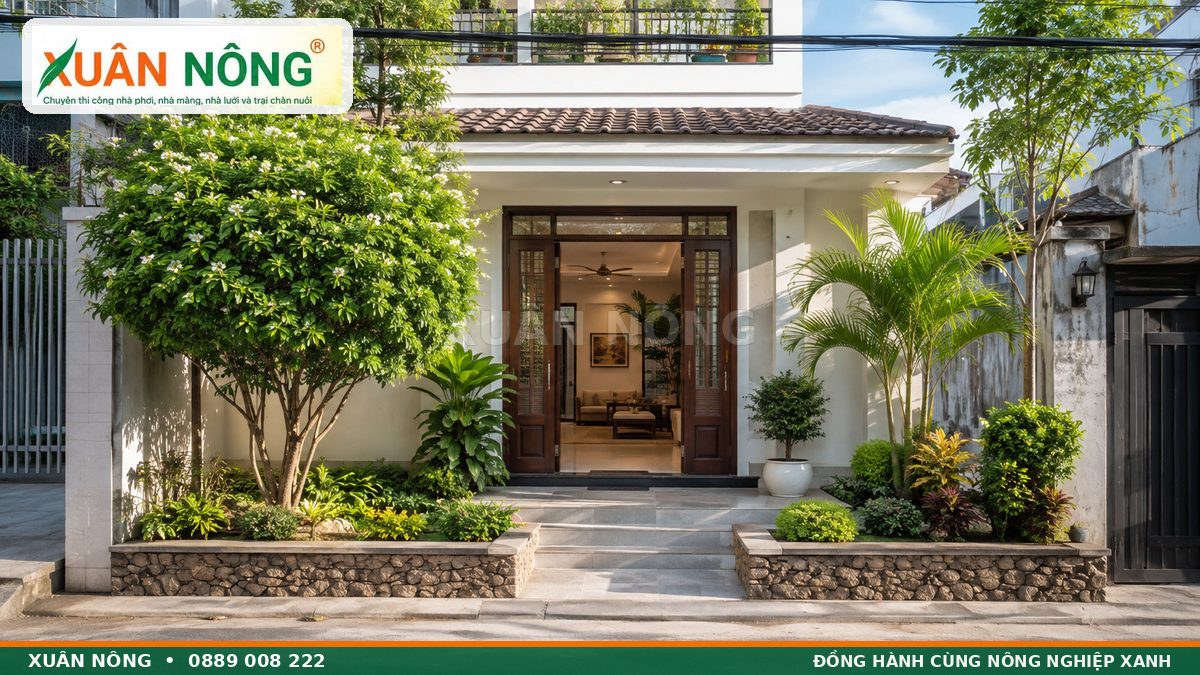 Vị trí trồng cây nguyệt quế lệch bên cửa chính và chừa lối đi thông thoáng